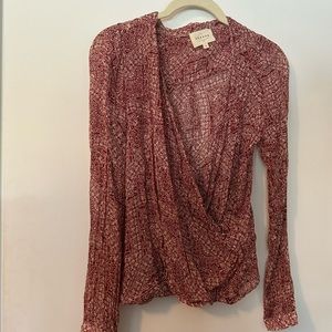 Sezane flowy patterned maroon top